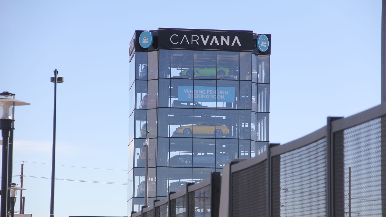 Carvana's car vending machine opens in Denver Axios Denver