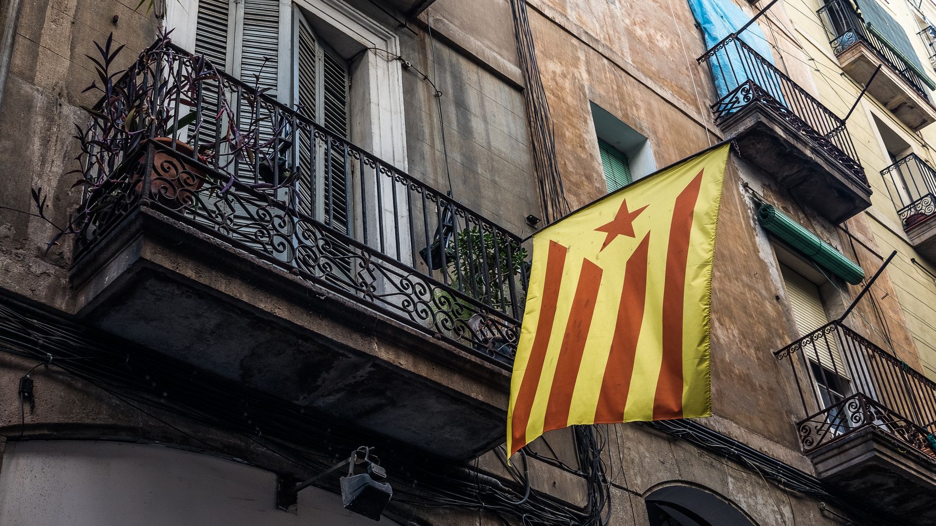 A Catalan independence flag in Barcelona