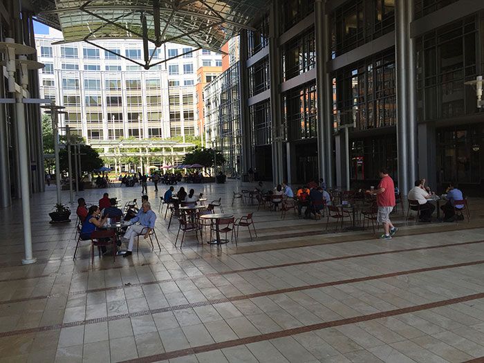 gateway-breezeway-outdoor-seating