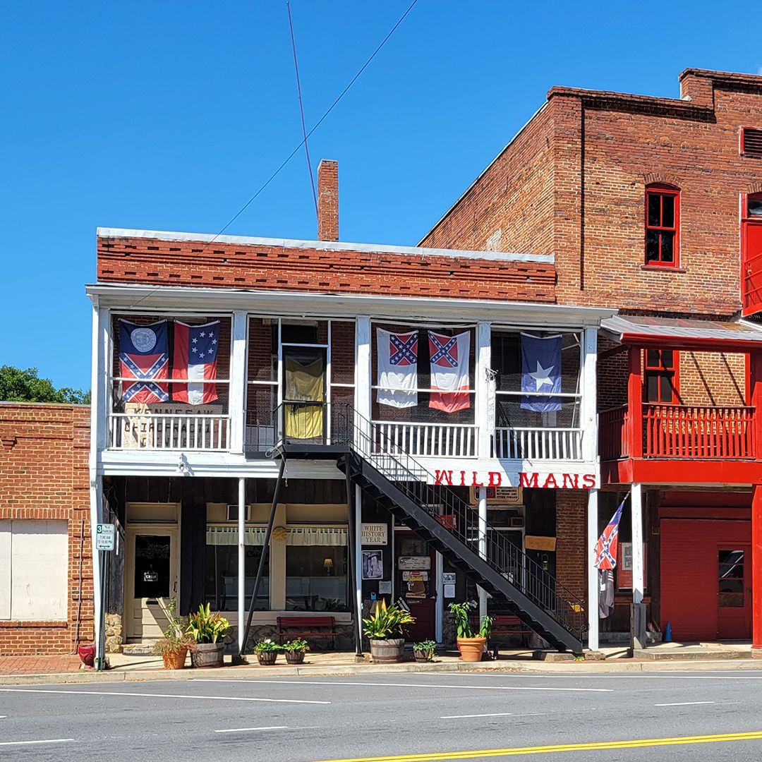 Confederate memorabilia store reopens in Kennesaw, GA - Axios Atlanta