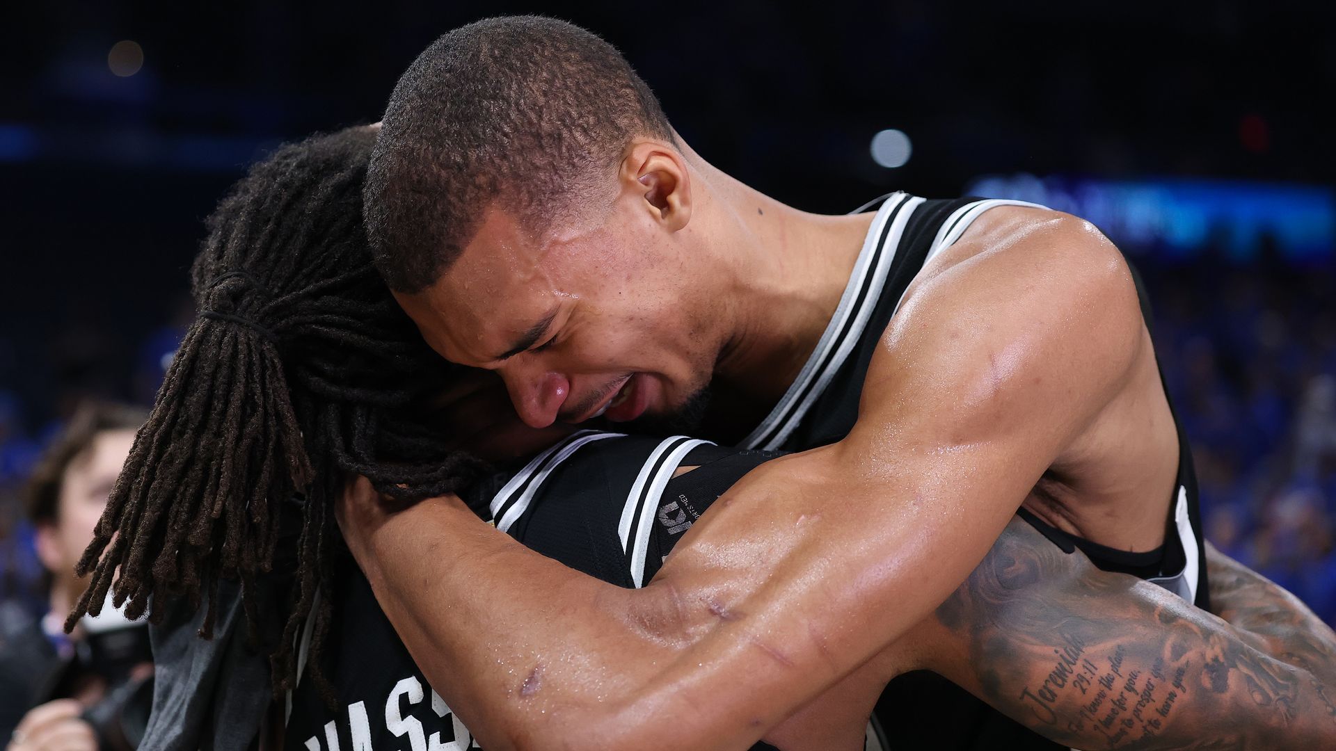 Victor Wembanyama celebrates with Devin Vassell after the Spurs defeated the Oklahoma City Thunder to become the Western Conference champions