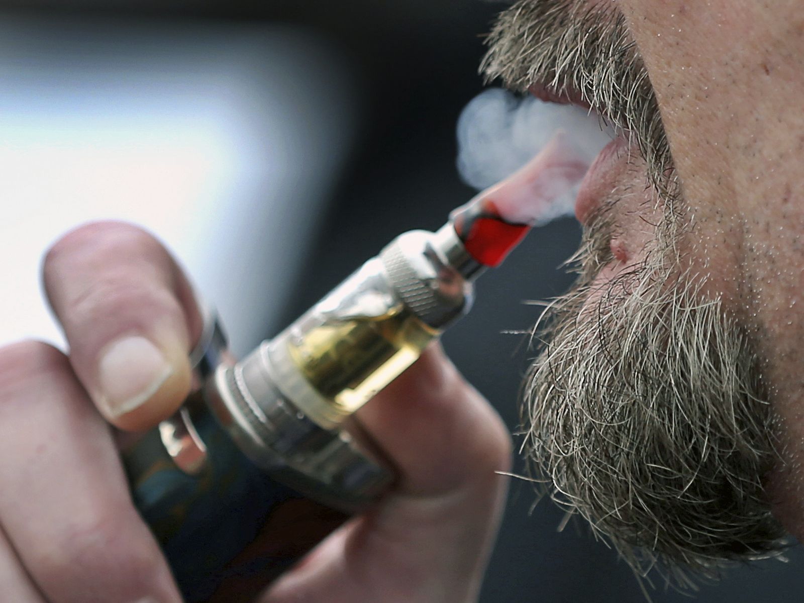 Massachusetts lawmakers aim to crack down on vaping black