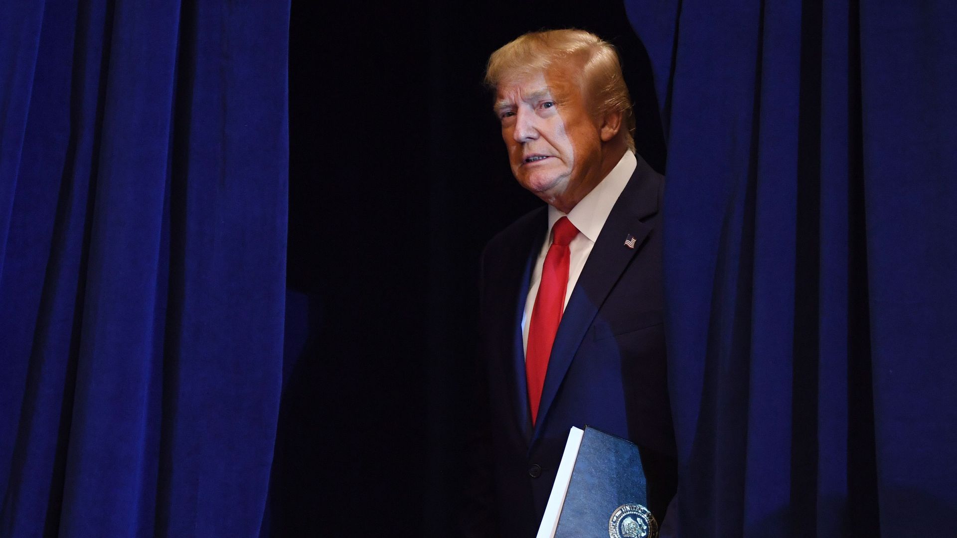  President Donald Trump arrives for a press conference in New York, September 25