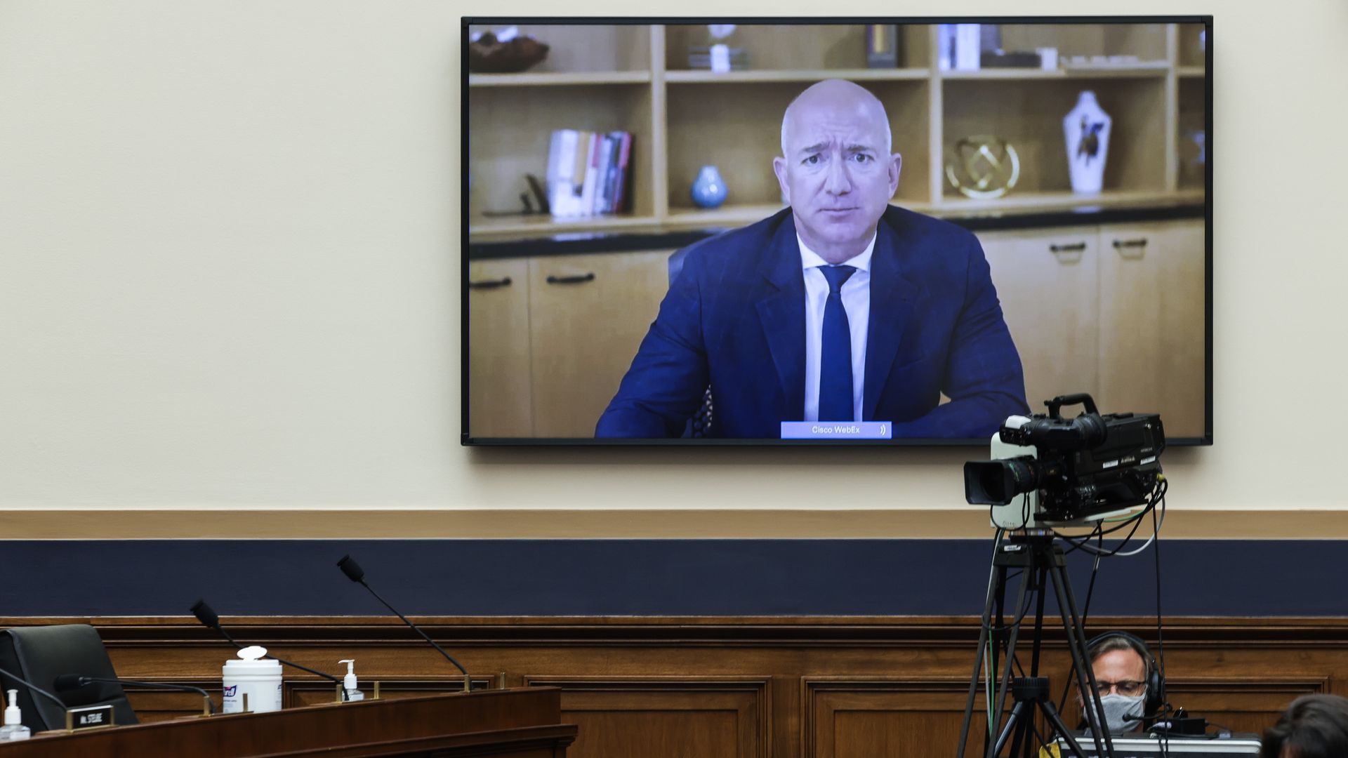 Bezos testifies