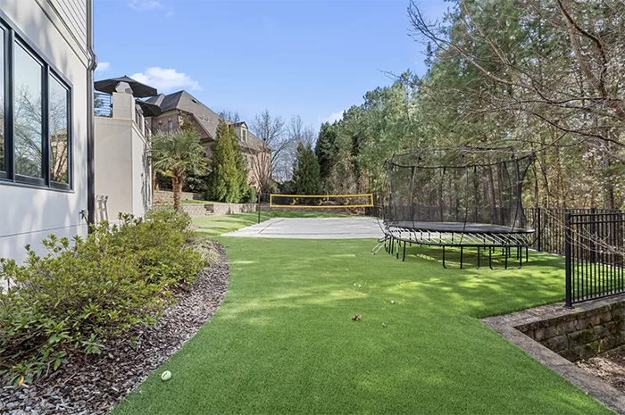 10919 Robinson Rock Court yard