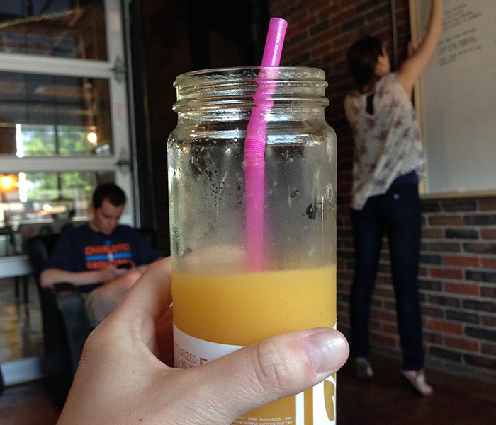 juice-cleanse-in-meeting