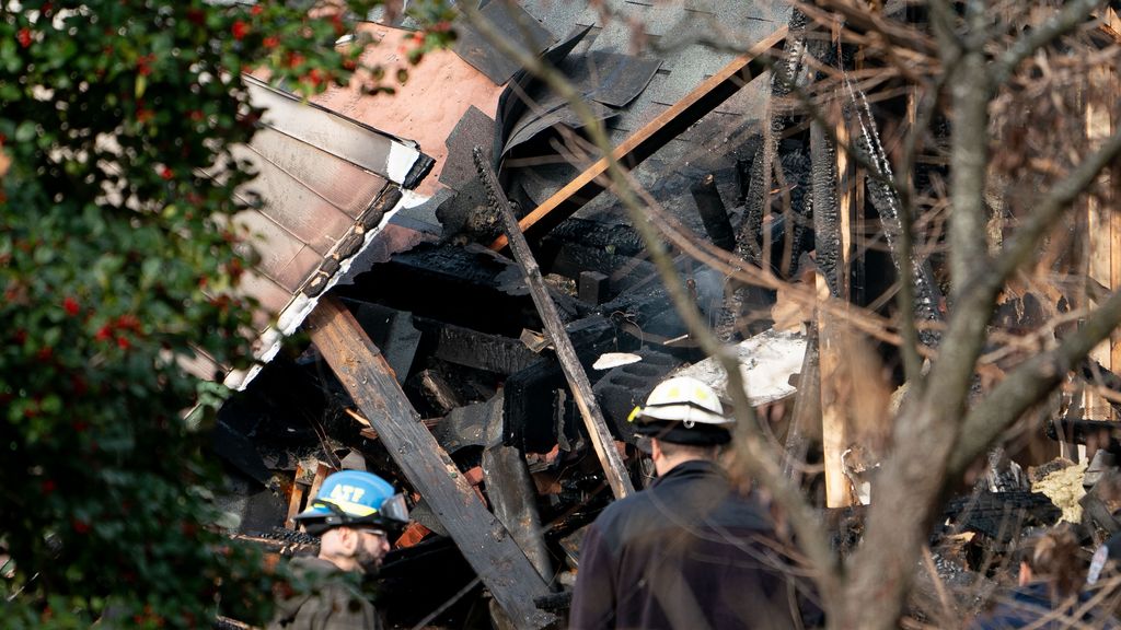 Suspect identified in Arlington standoff ending in home explosion