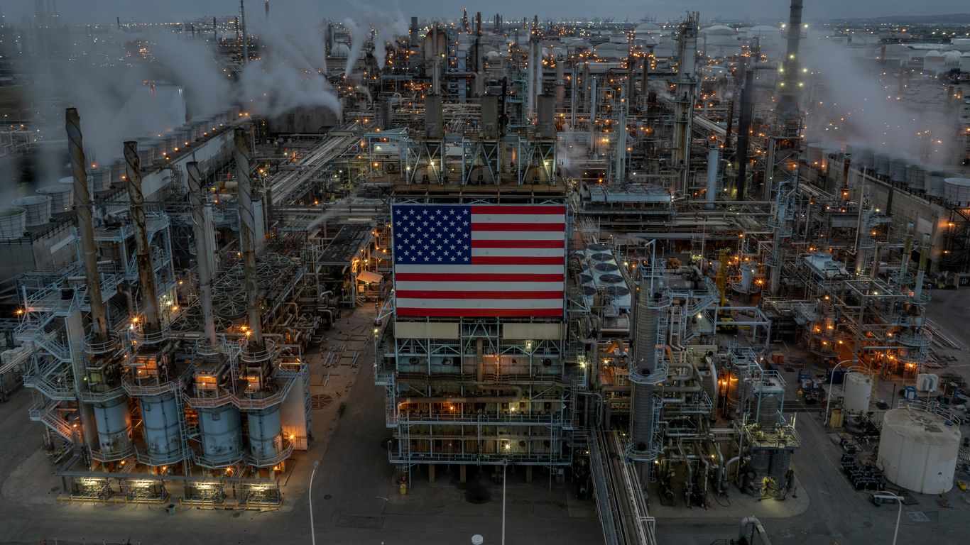 Trump pitches Iran blockade as boon to U.S. oil