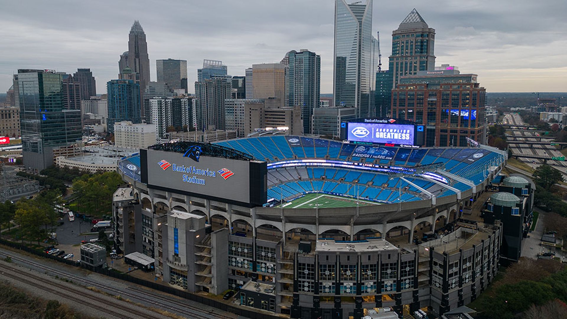CHARLOTTE, NORTH CAROLINA - DECEMBER 1: An aerial view of the Charlotte skyline a day before the ACC Championship between Florida State and Louisville at Bank of America Stadium on December 1, 2023 in Charlotte, North Carolina. (Photo by Isaiah Vazquez/Getty Images)
