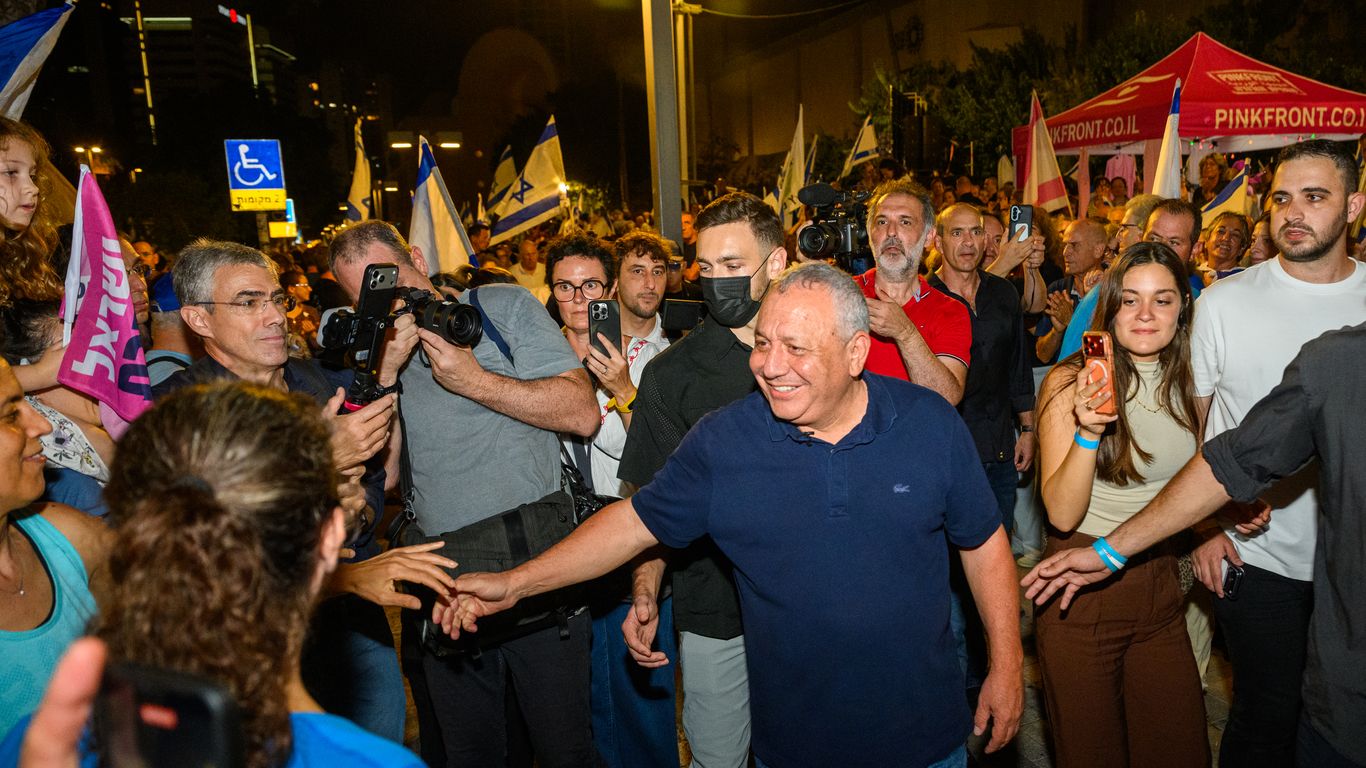 The anti-Bibi candidate who has Netanyahu on his heels