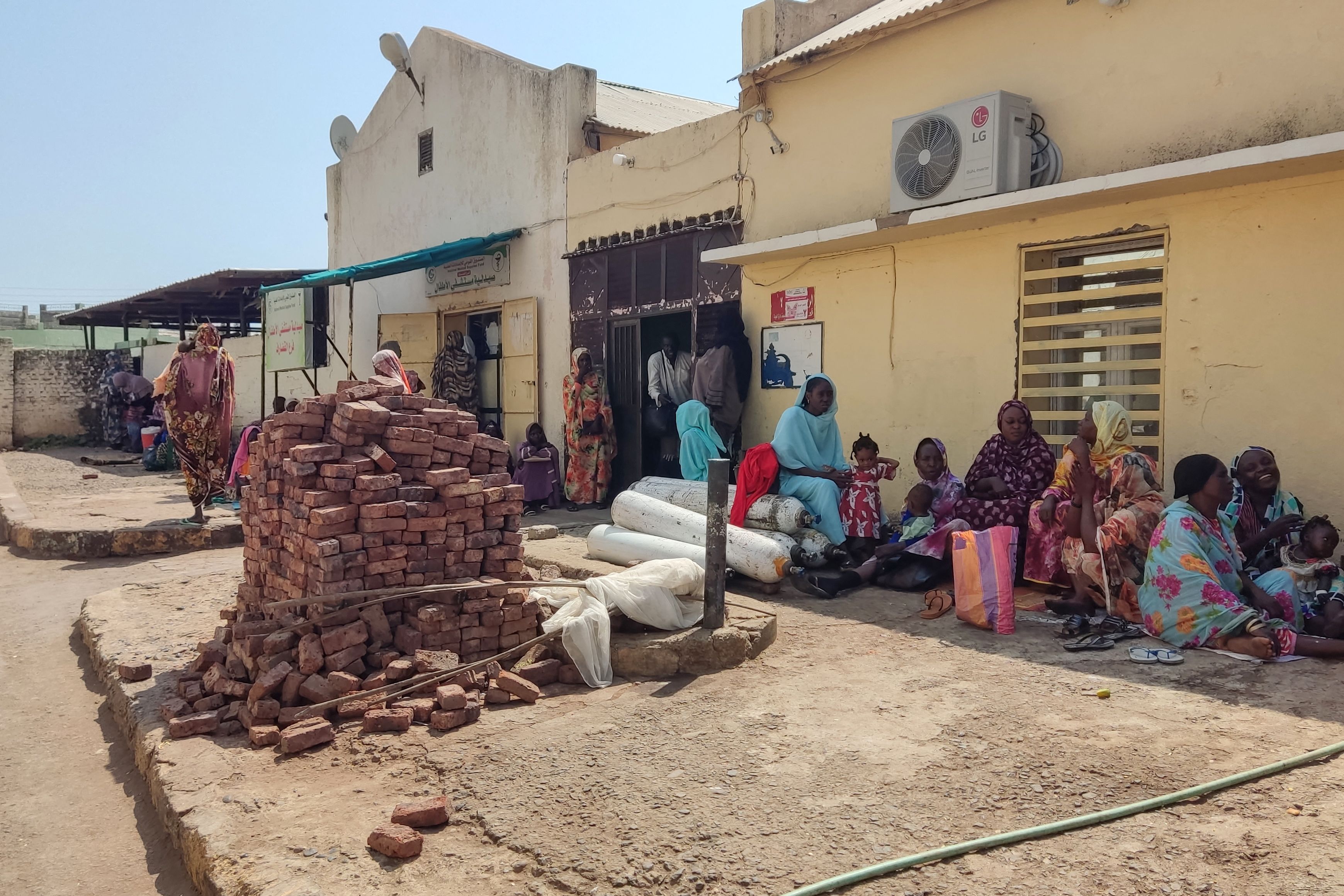 Patients gather at a hospital amid the spread of cholera and dengue fever cases, in Gadaref city on September 27, 2023.