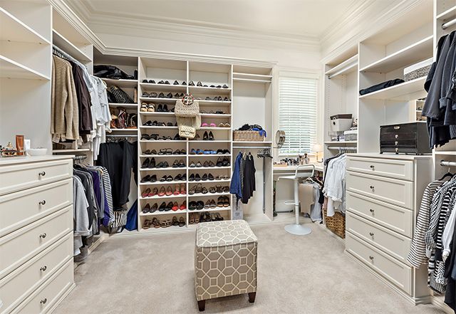 13541 Grand Palisades Parkway closet