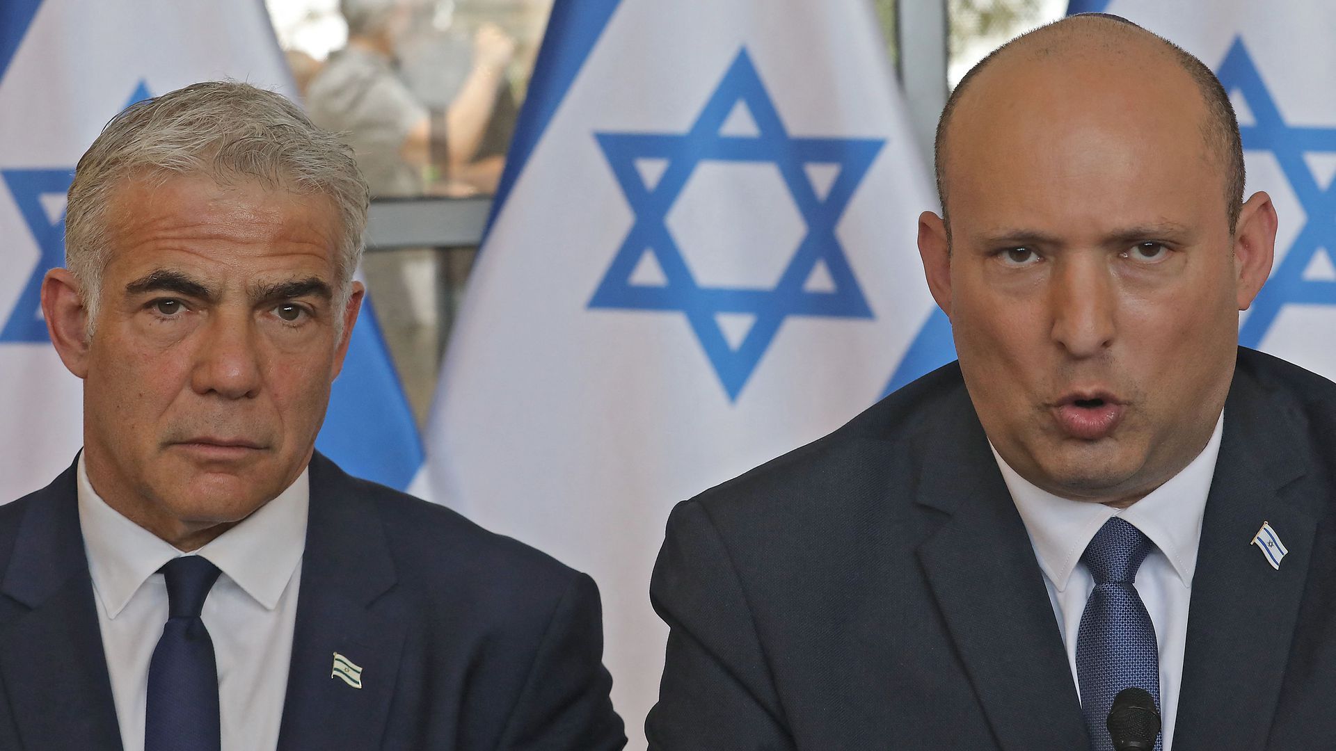 Prime Minister Bennett (R) with Foreign Ministert Lapid at a cabinet meeting on May 29. Photo: Gil Cohen-Magen/AFP via Gettty