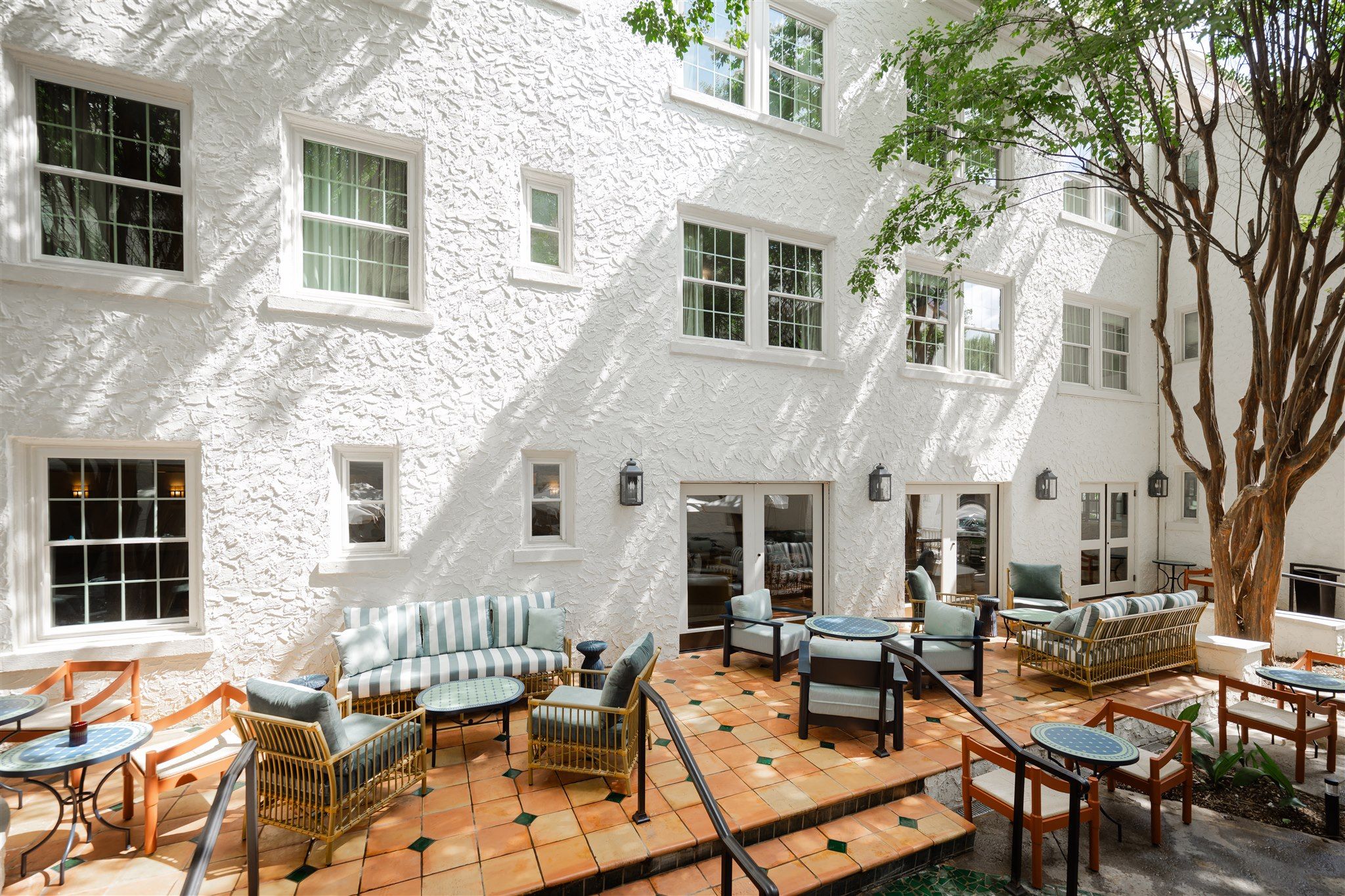 A view of the courtyard at Hotel Granada