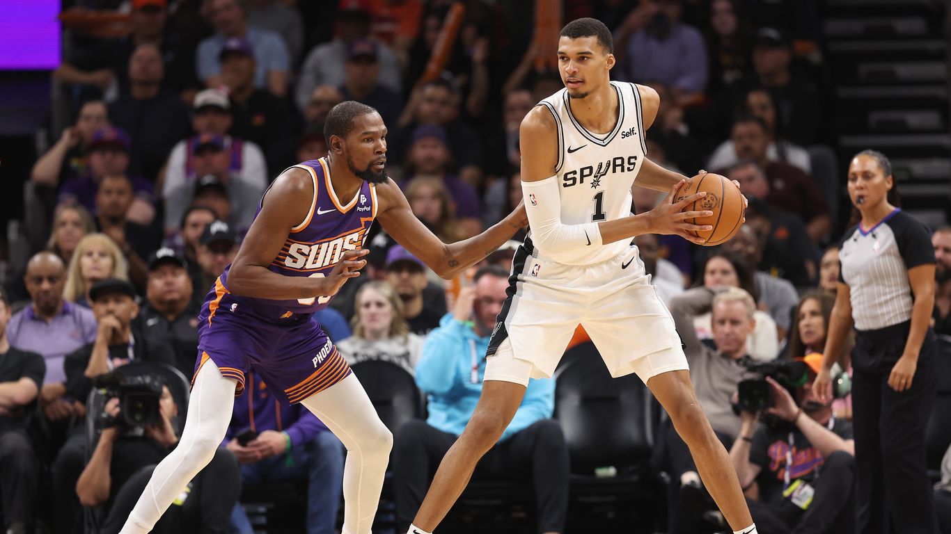 Spurs Host Suns, Pistons in Austin Series