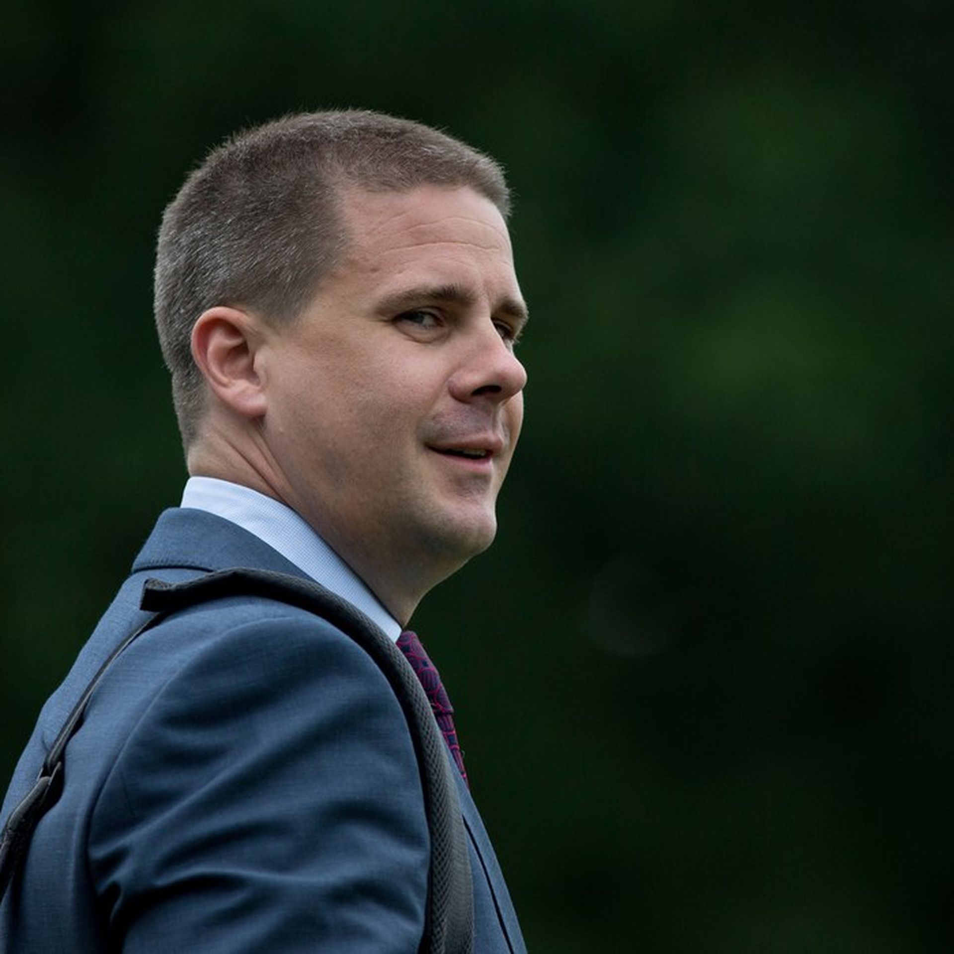 Former Obama advisor Dan Pfeiffer leaves GoFundMe - Axios