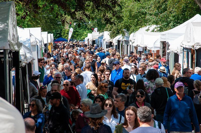 Old Town Art Fair voted Chicago's best street festival Axios Chicago