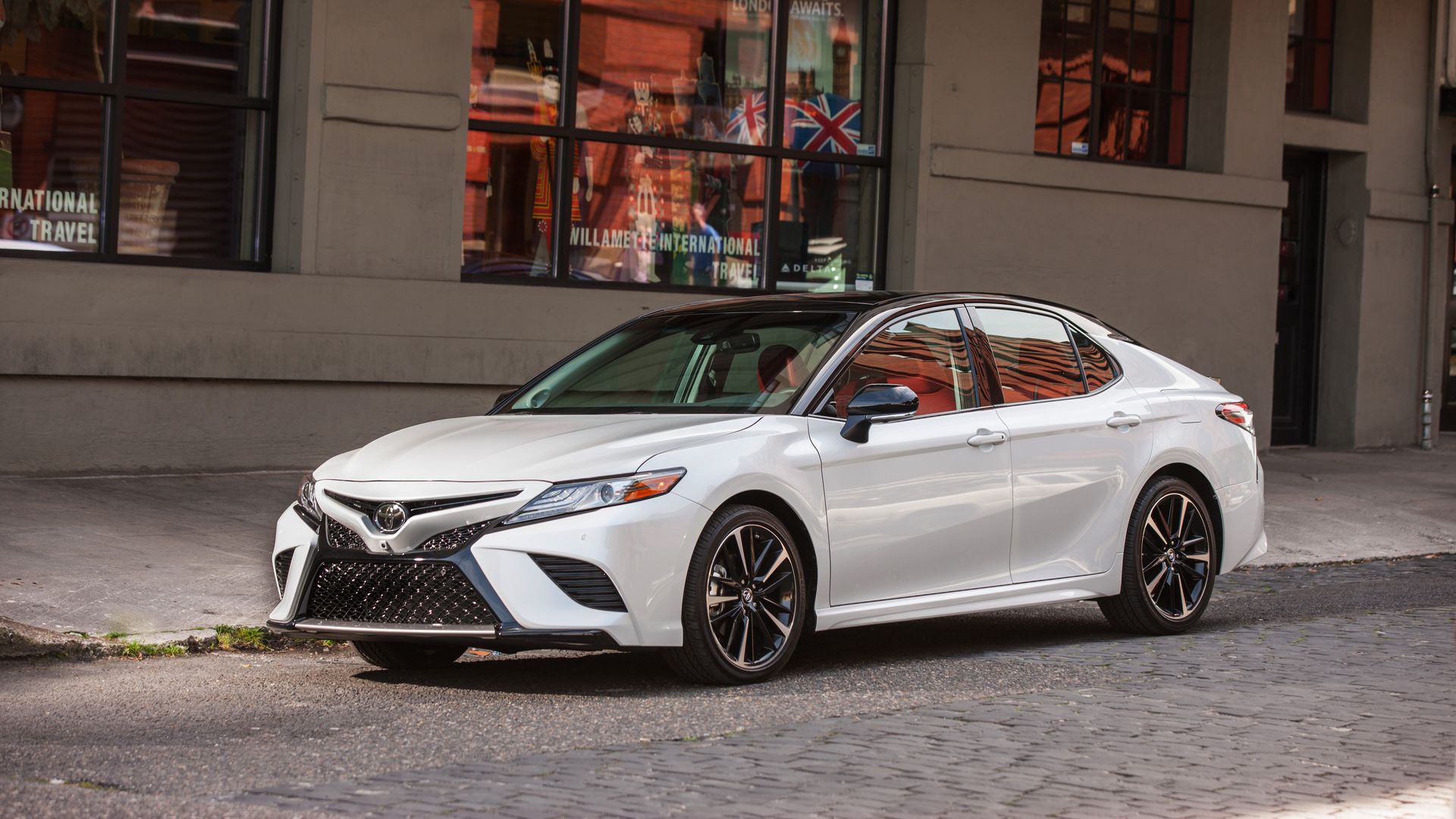 Image of Toyota Camry SXE