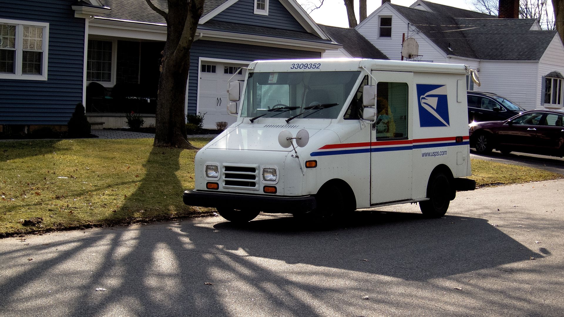 USPS truck