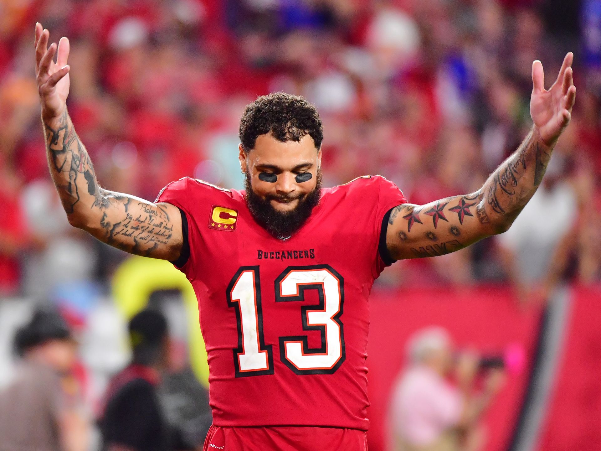 Tampa Bay Buccaneers host LGBT tailgate at Rams game - Outsports