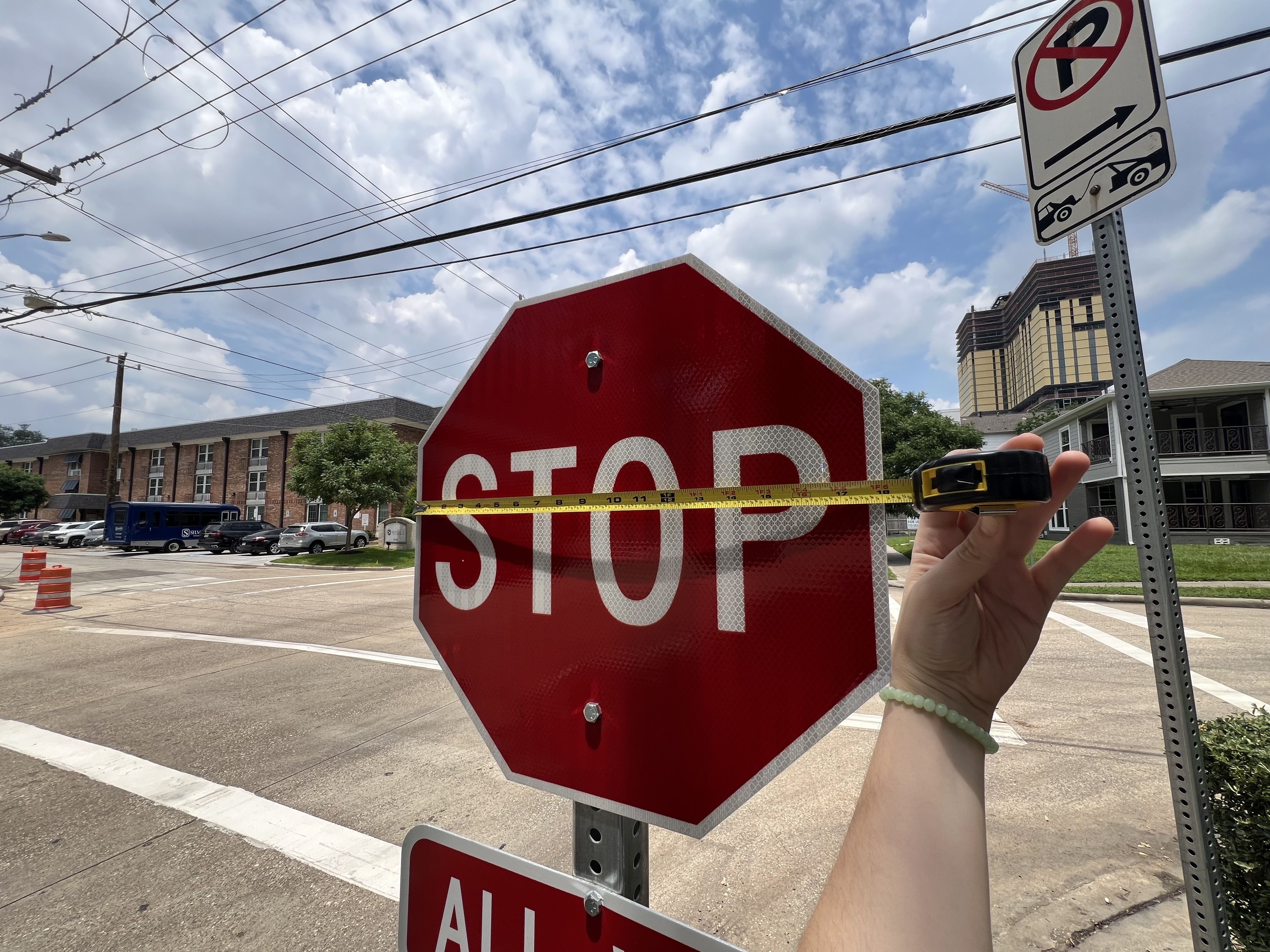 STOP us サイン 1718232703963.jpg