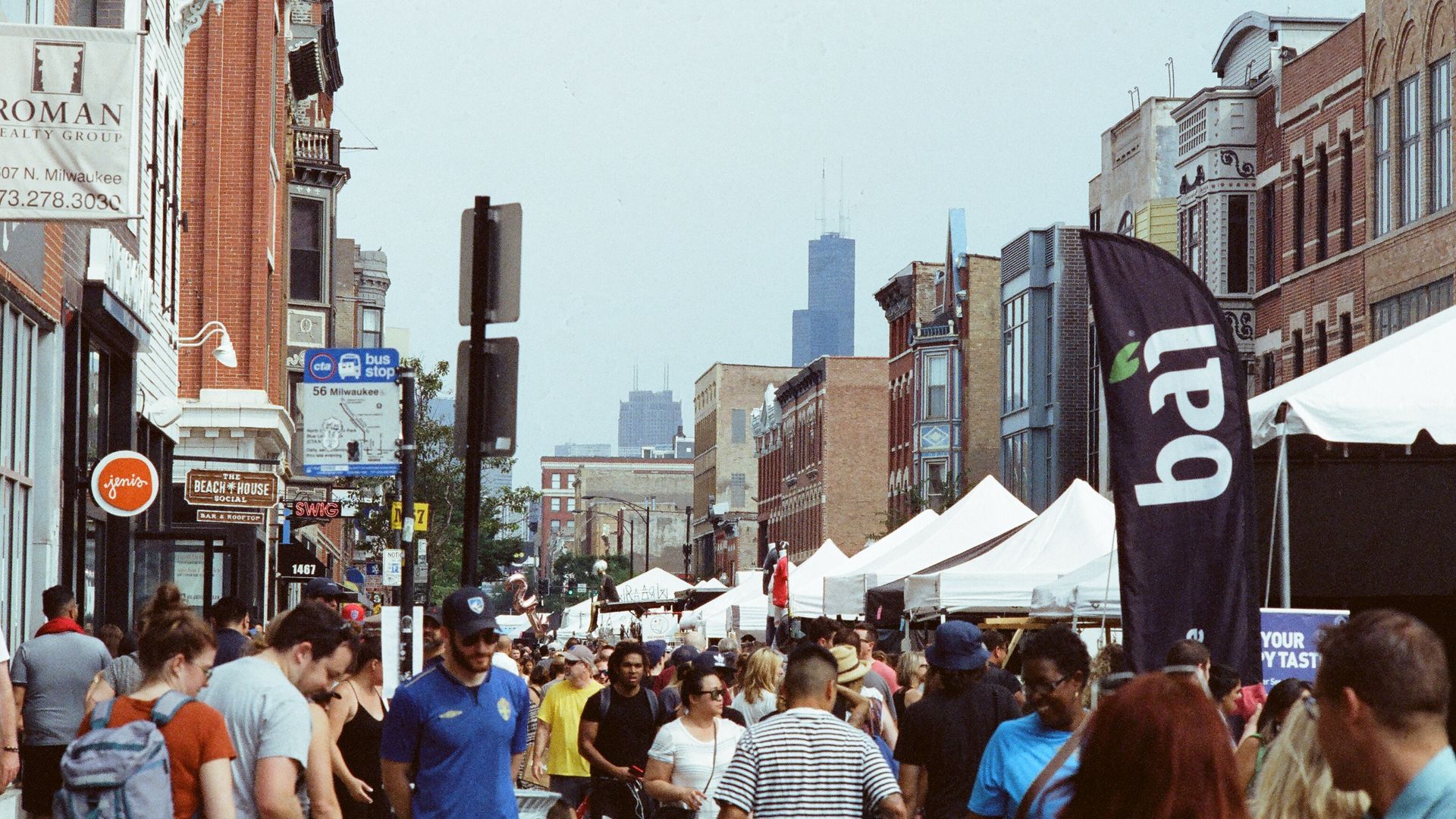 10 Most Popular Streets in Chicago - Take Walk Down Chicago's
