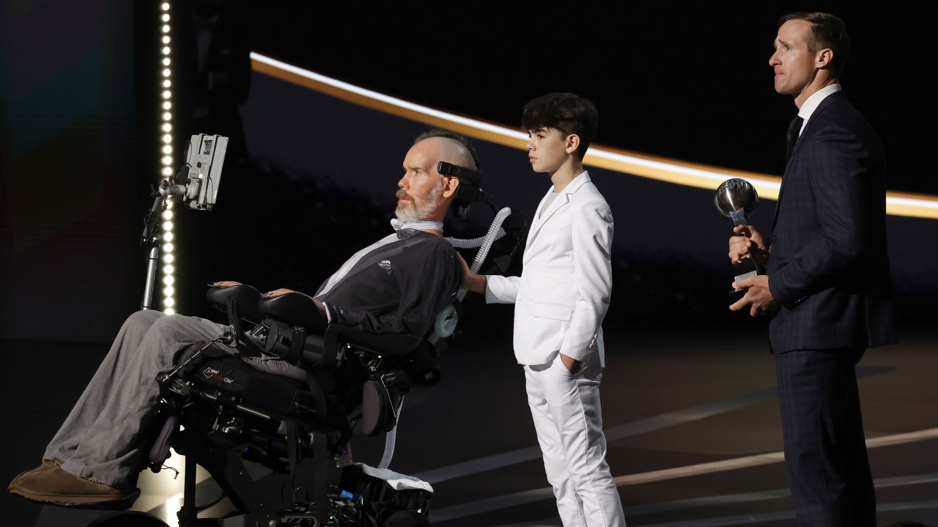 fully-dressed-gleason-gets-an-espy-axios-new-orleans