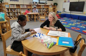 1hr/wk Elementary Volunteer Tutors Needed!