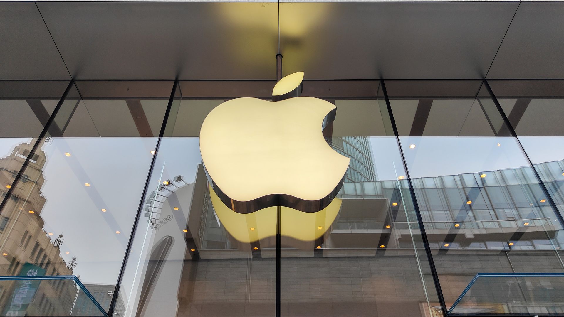 Apple store front