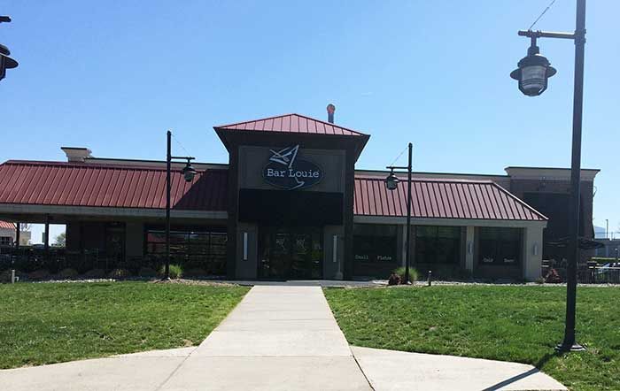 bar-louie-charlotte-university