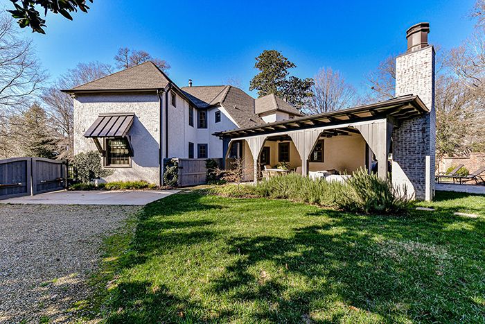 2001 Sherwood Ave. back of house