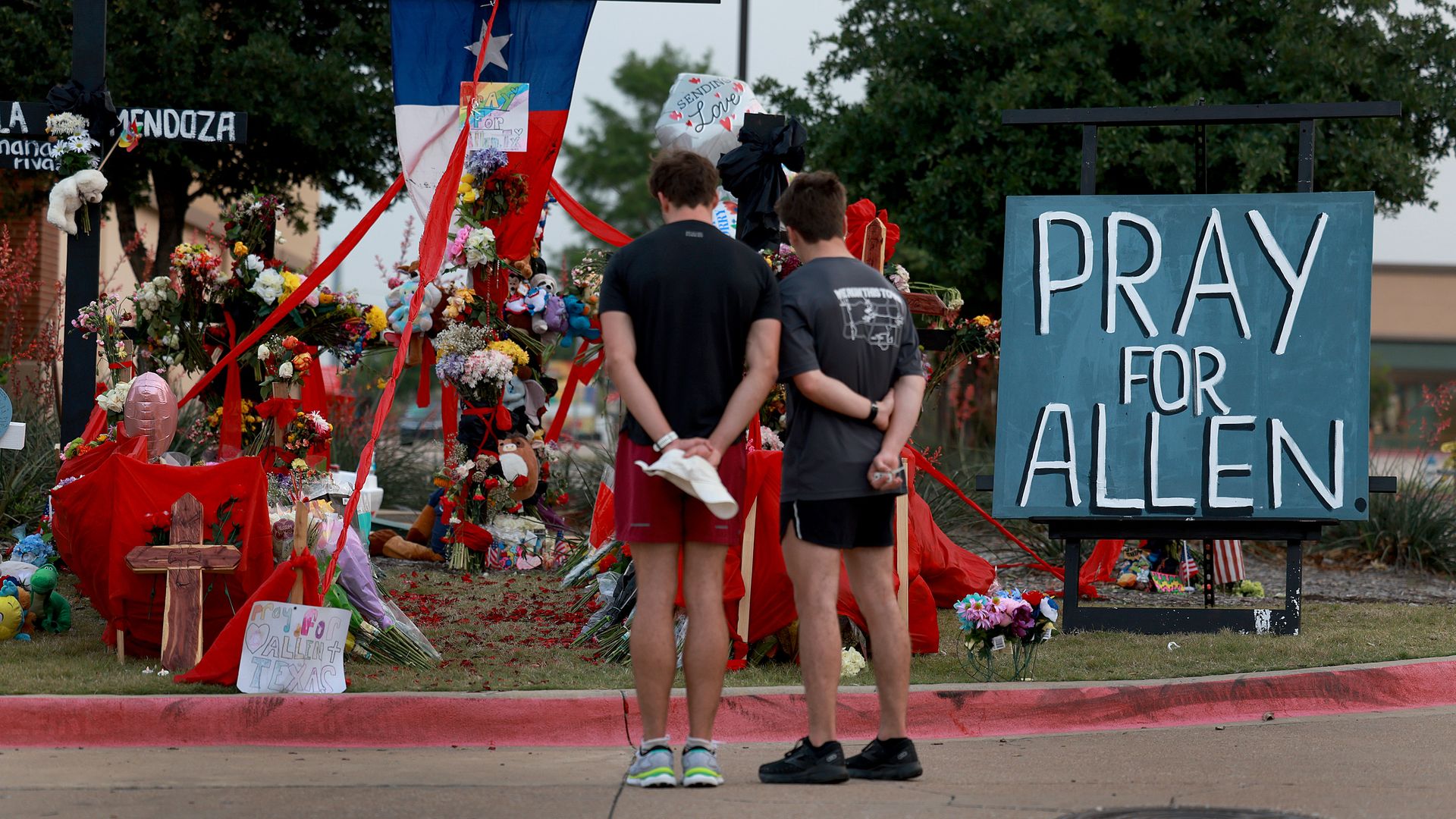 An outdoor memorial set up for Allen after the shooting at the Allen Premium Outlets