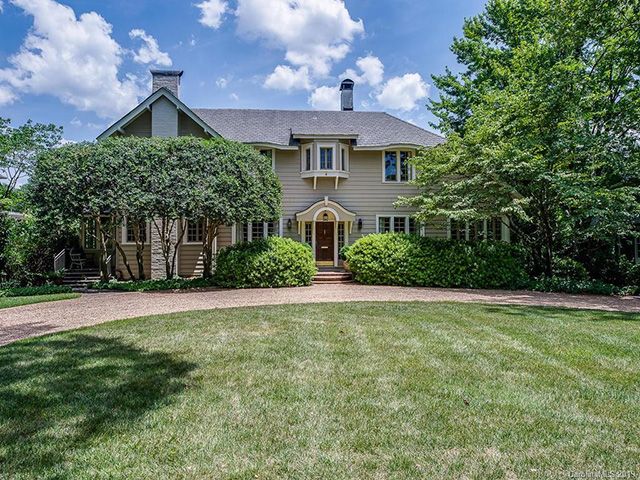 1721 Queens Road exterior