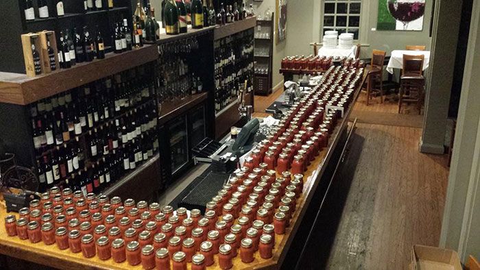 lots-of-marinara-sauce