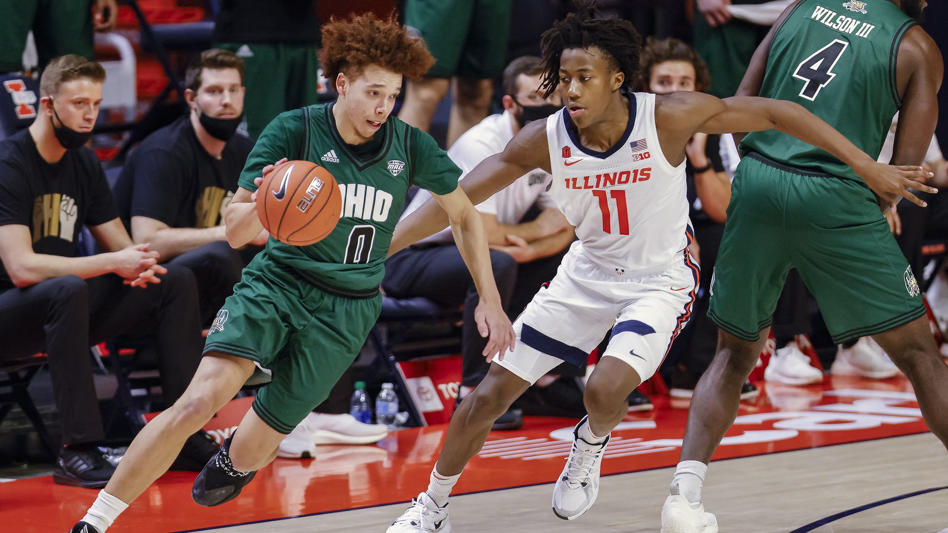 ohio guard jason preston against illinois