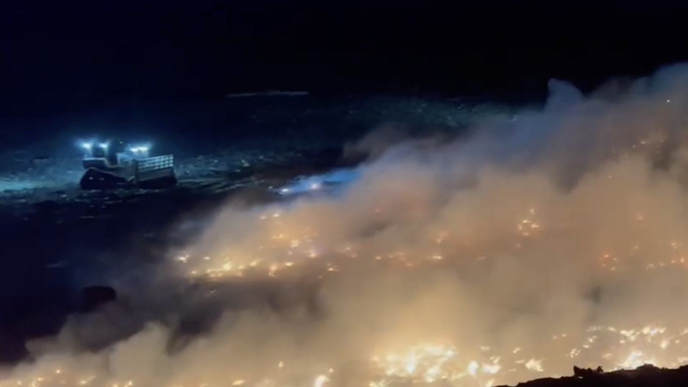 Massive landfill fire erupts in Des Moines hours after city warning