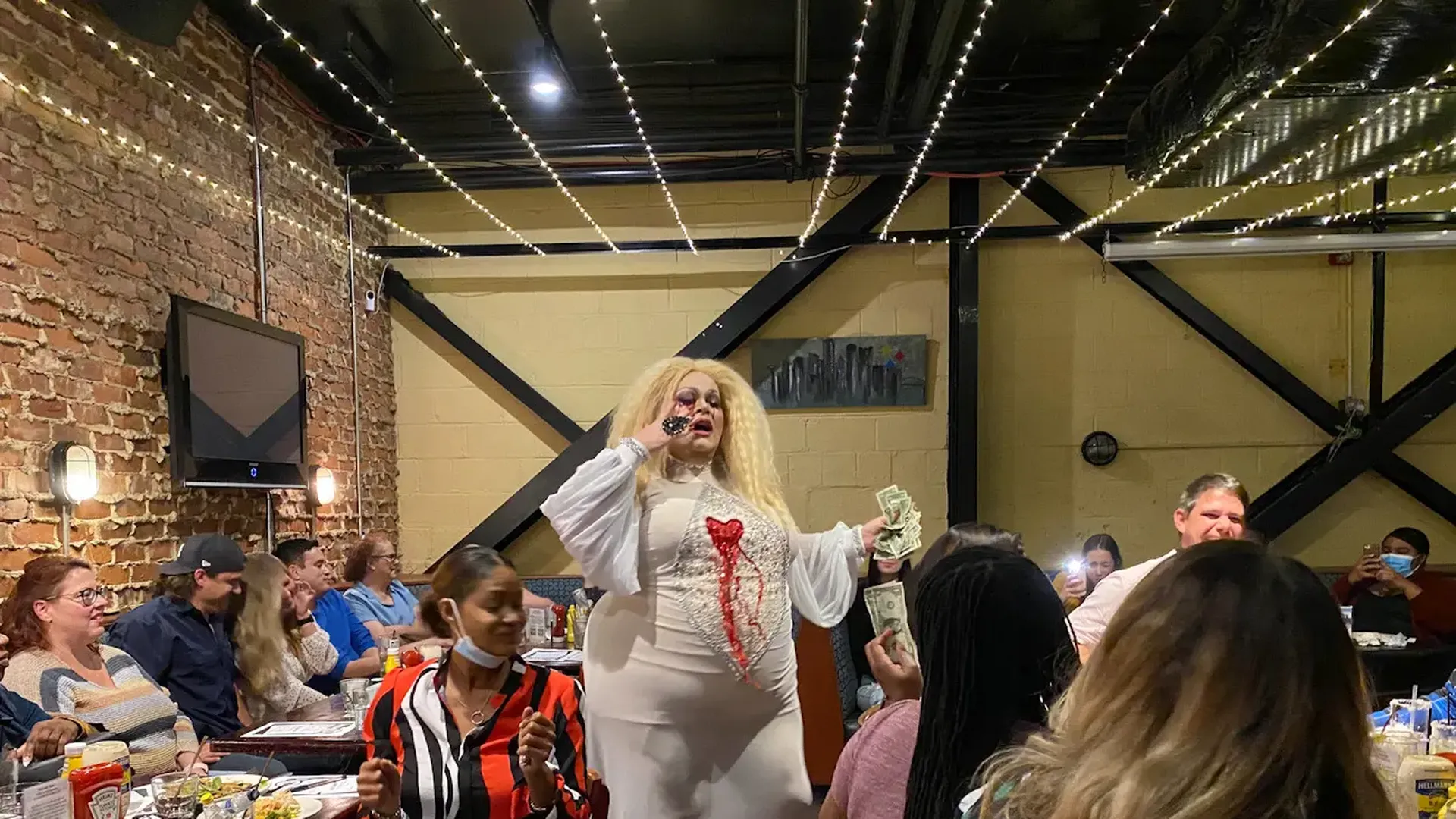 Buff Faye Drag Dinner