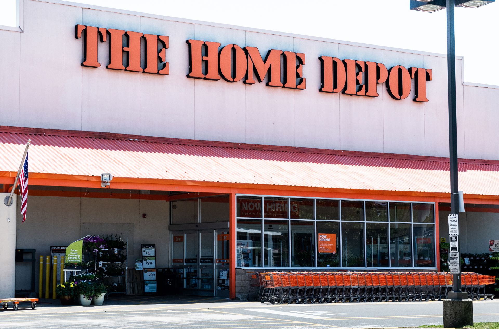 How Home Depot Outplayed Amazon In The Home Improvement Retail Niche Axios