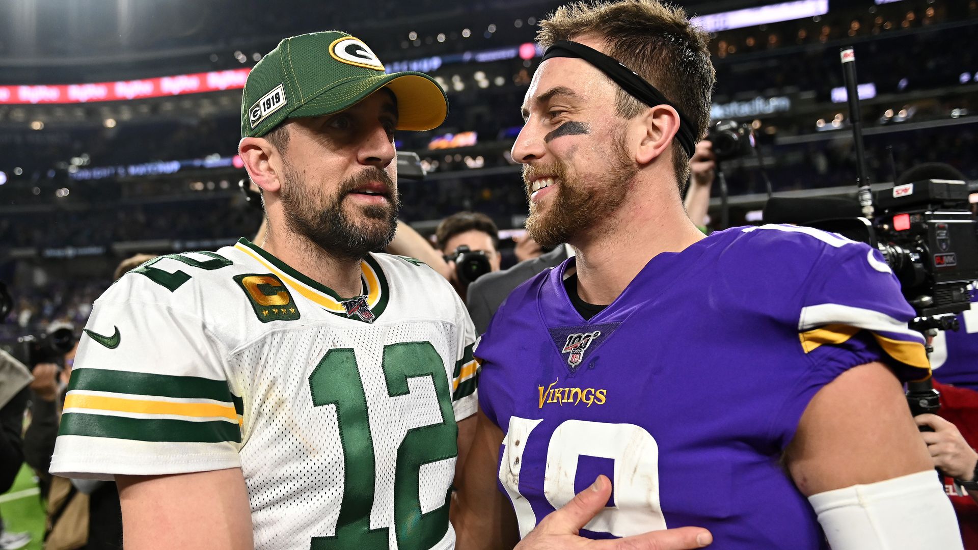 aaron rodgers in vikings uniform