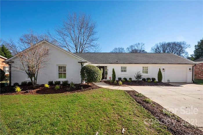 Hot homes: 5 houses for sale in Charlotte starting at $310K - Axios ...