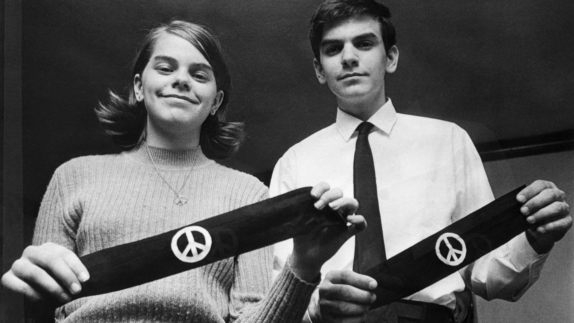 A photo of John and Mary Beth Tinker.