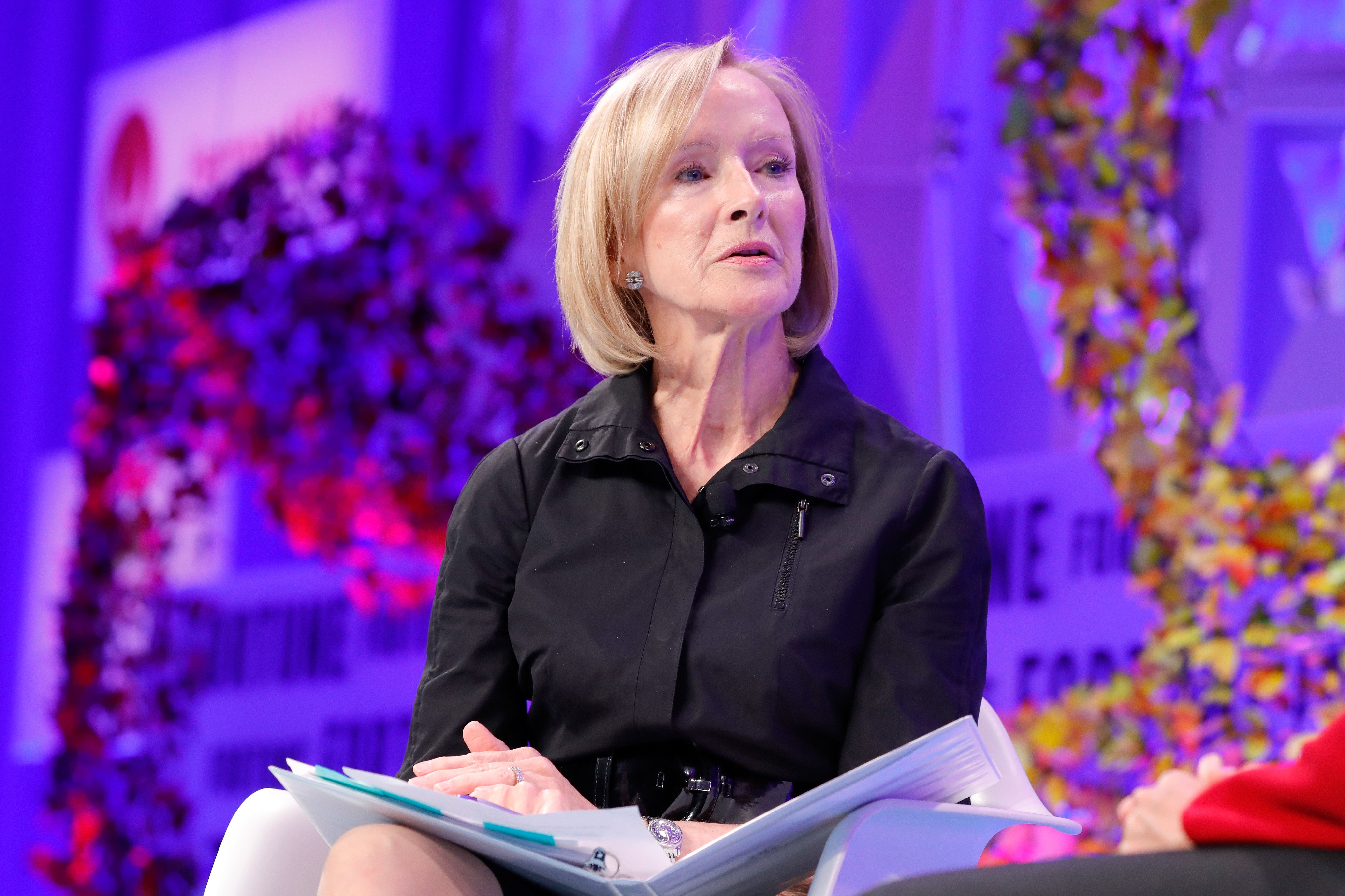 Judy Woodruff is the sole anchor of 