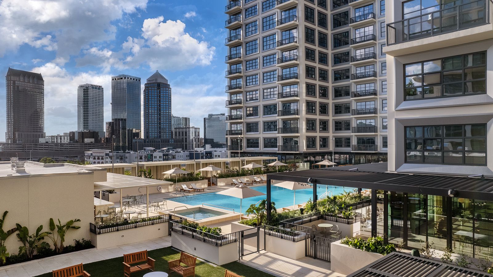 Tampa Bay apartments add over-the-top amenities like rooftop golf