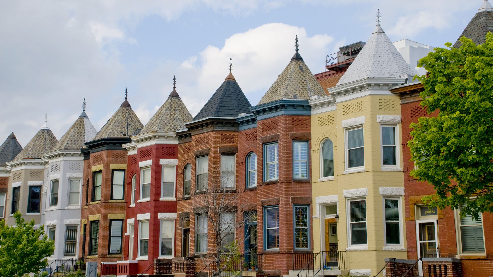 A line of D.C. rowhouses