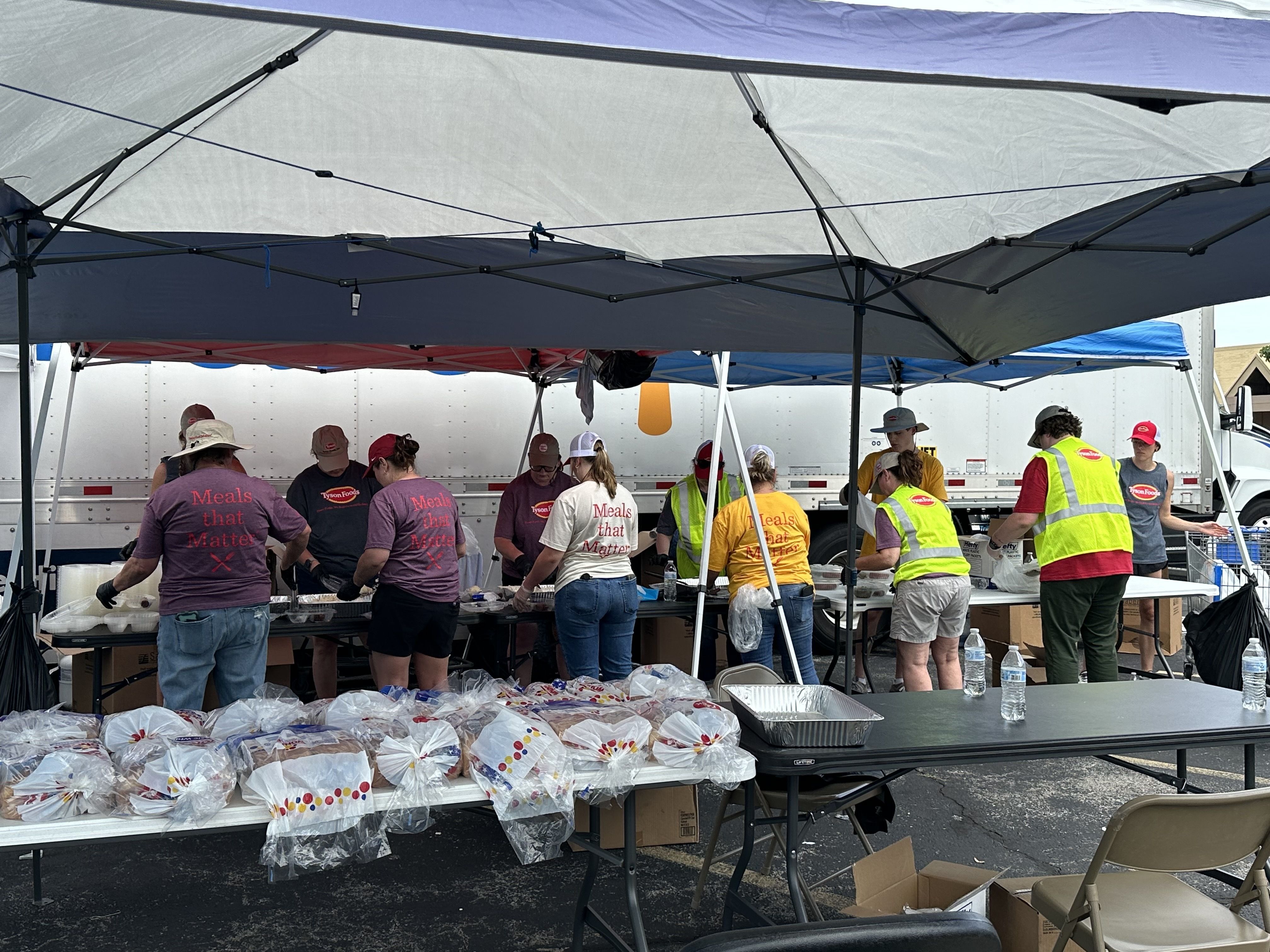 photo of volunteers