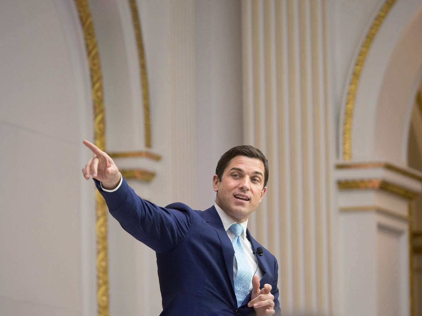 Bullish crypto exchange buys CoinDesk from Digital Currency Group