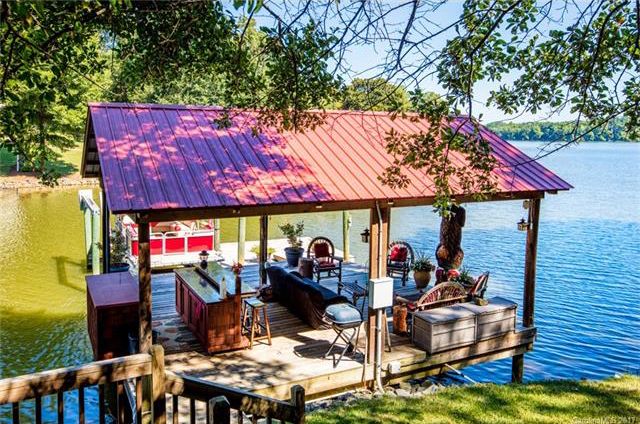 boat-dock-by-lake-home-for-sale