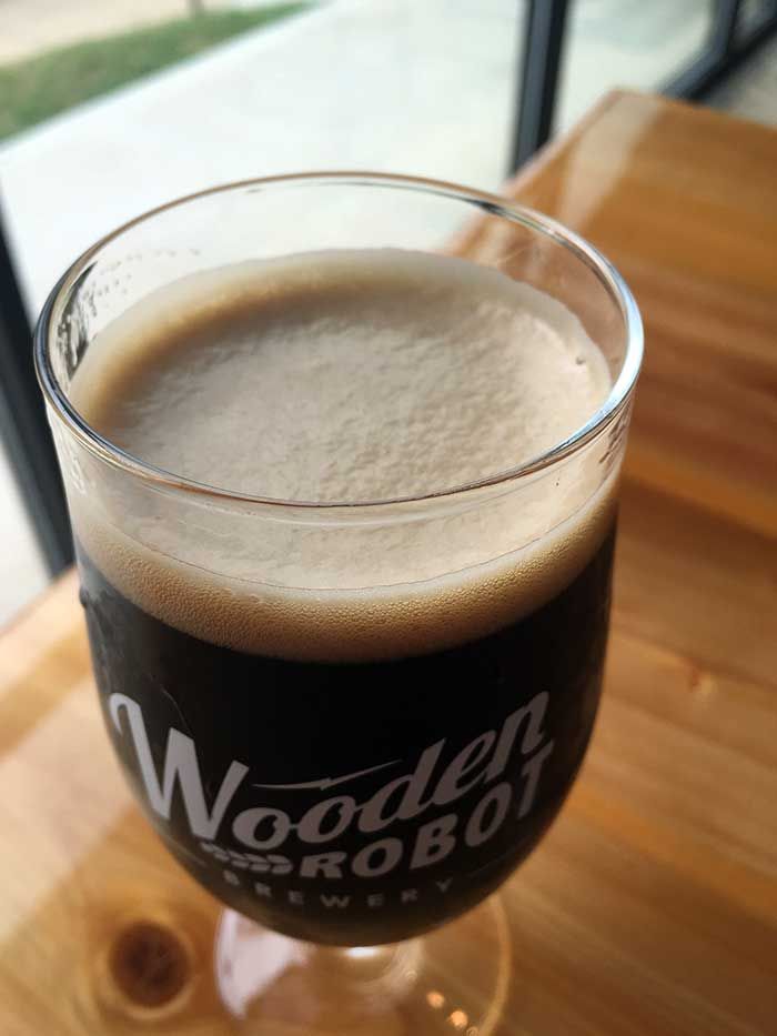 nitro-wooden-robot-beer