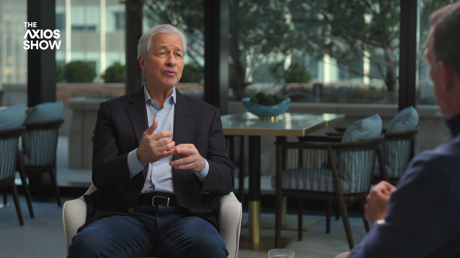 Jim VandeHei interviews JPMorgan Chase CEO Jamie Dimon at the company's new headquarters in midtown Manhattan.
