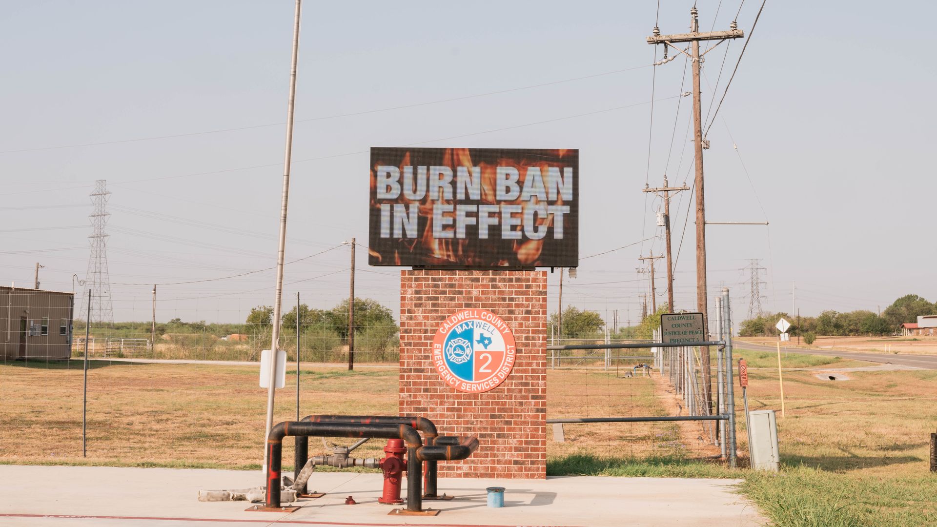 A photo of a sign reading "Burn Ban in Effect."